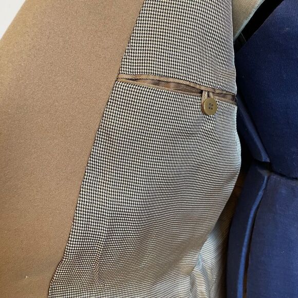 Men's BAYNARD double breasted, double vented camel wool blazer - Picture 6 of 8